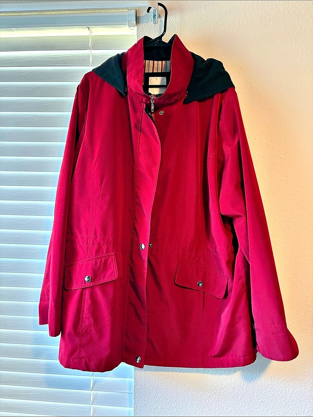 Croft & Barrow Hooded Jacket in Red & Black Size 2X